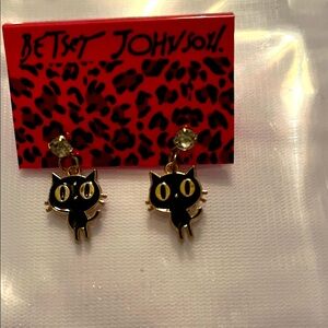 Betsey Johnson Black and Gold Cat Earrings
NWT